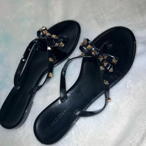 Wild diva black and gold sandals